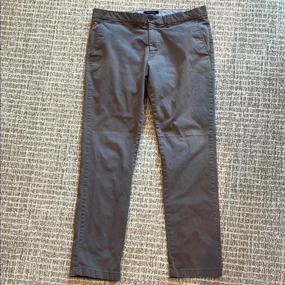 Tommy Hilfiger Gray Slim Fit Chinos 36x34 - Picture 1 of 4